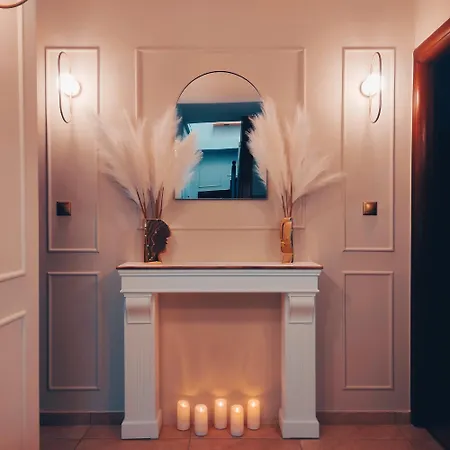 L The Writer's House Hotel Gythio