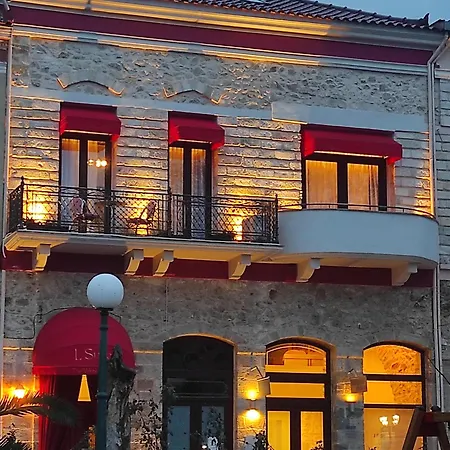 Hotel L The Writer's House Gythio