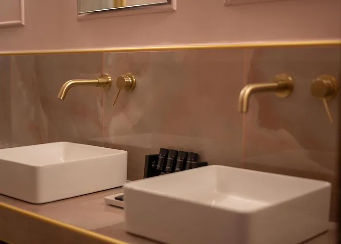 L The Writer's House Ξενοδοχείο *