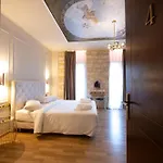 Hotell L The Writer's House