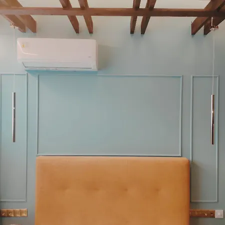 L The Writer's House Hotel *