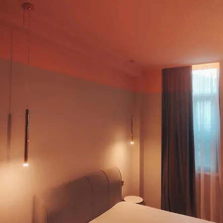 L The Writer's House Hotel Gythio