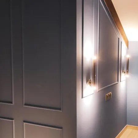 L The Writer's House * Gythio