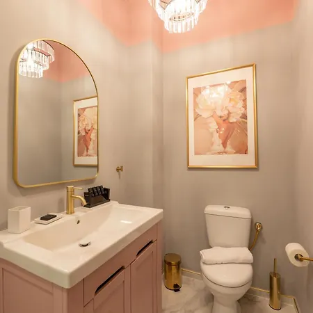 Hotel L The Writer's House *