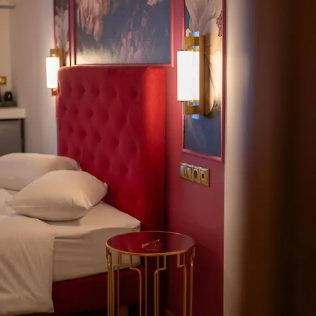 L The Writer's House Hotel