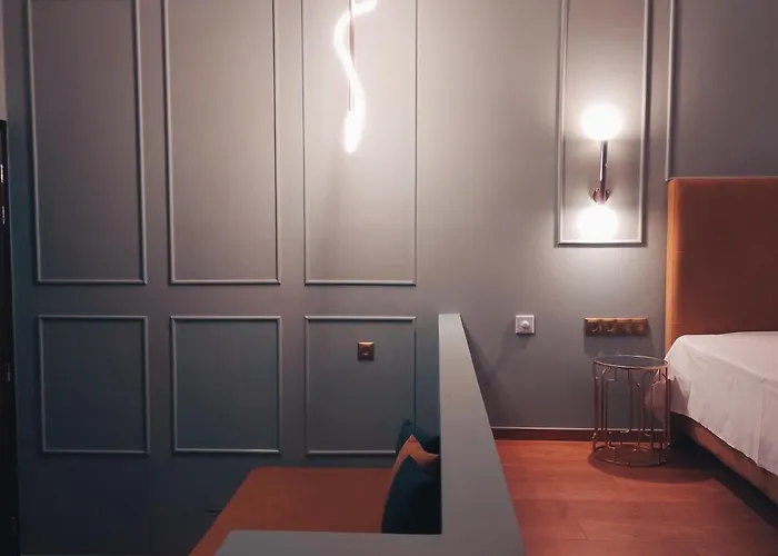 Отель L The Writer's House