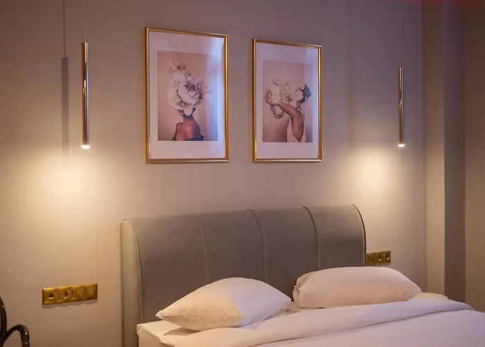 Hotel L The Writer's House Gythio