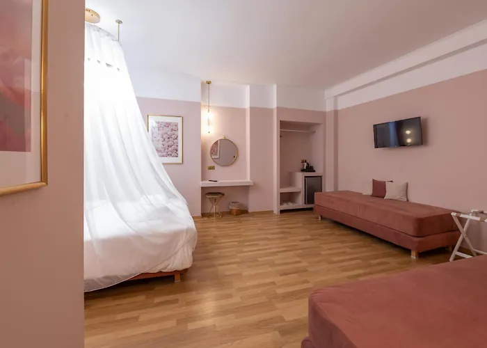 L The Writer's House Отель Гитион