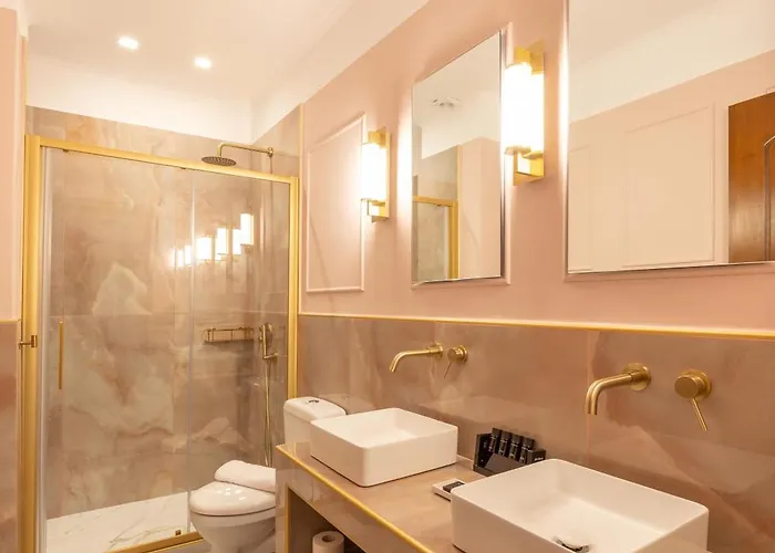 L The Writer's House Отель *